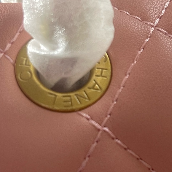 Pink C Quilted Bag ๐ - Picture 3 of 11